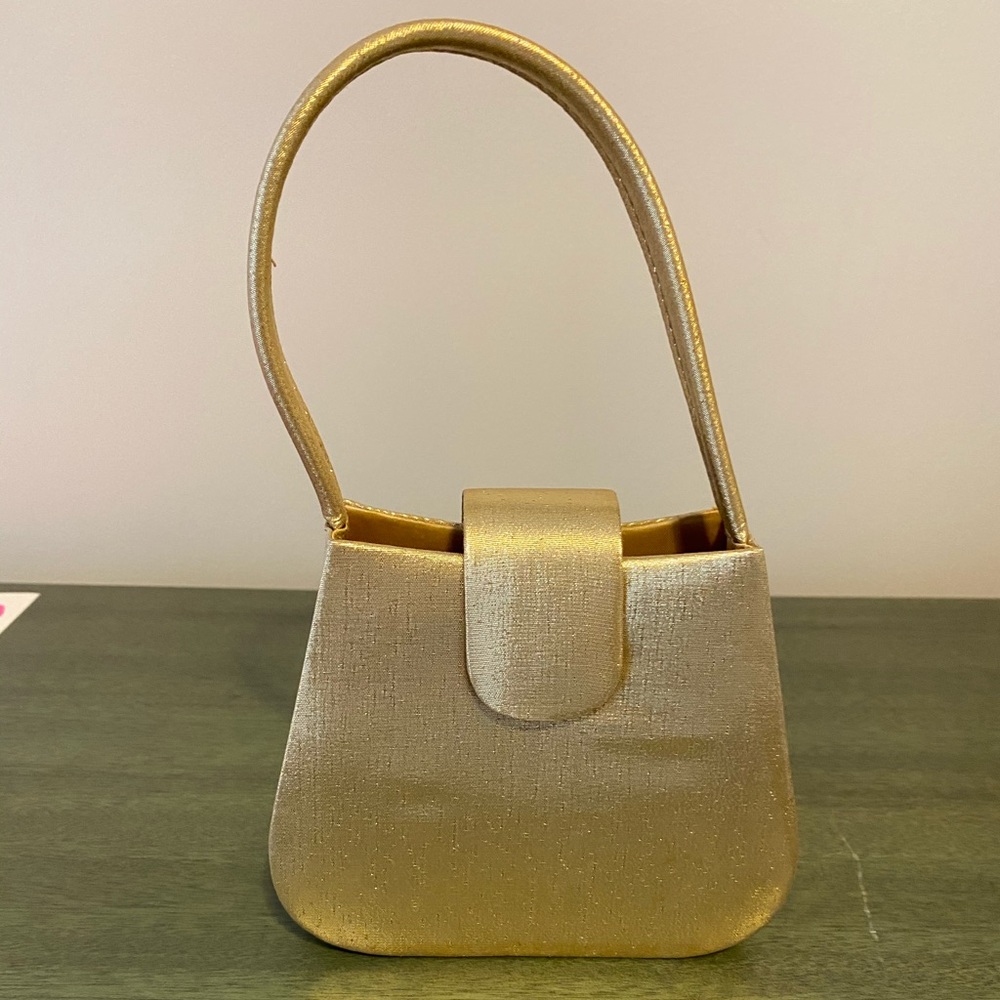 Elegant Gold Mini Shoulder Bag